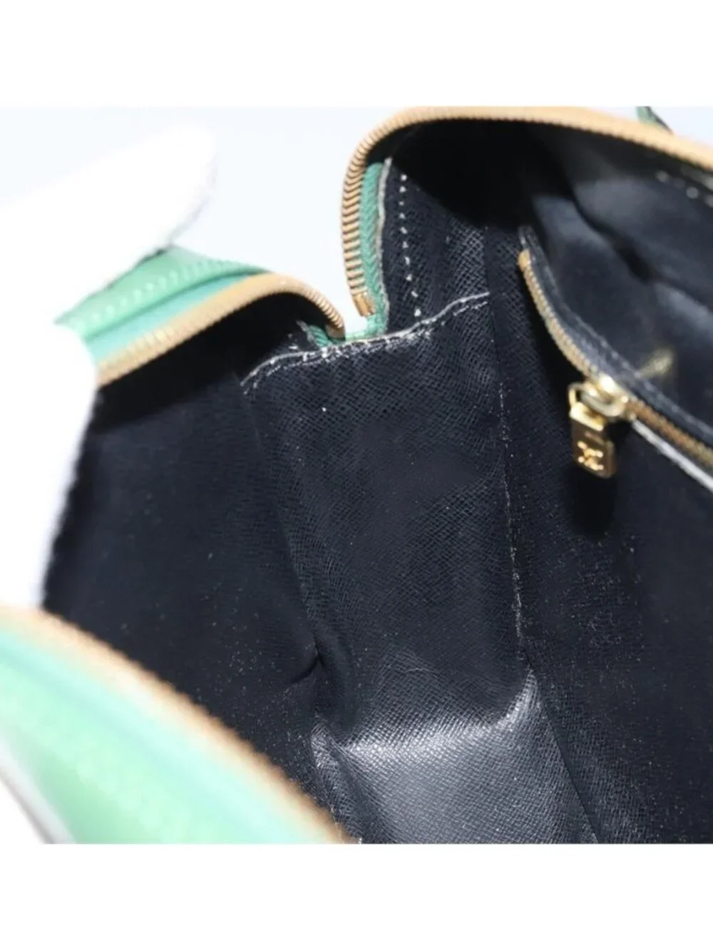 Authentic LOUIS VUITTON Epi Trocadero 27 Shoulder Bag Green M52314 LV